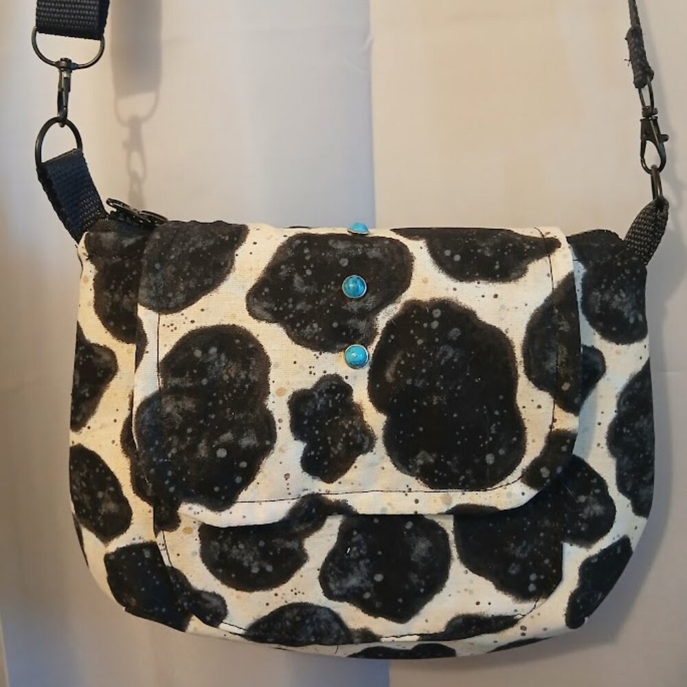 New Cow print Southwestern Cowgirl Crossbody Purse Black Cream Sling ShoulderBag